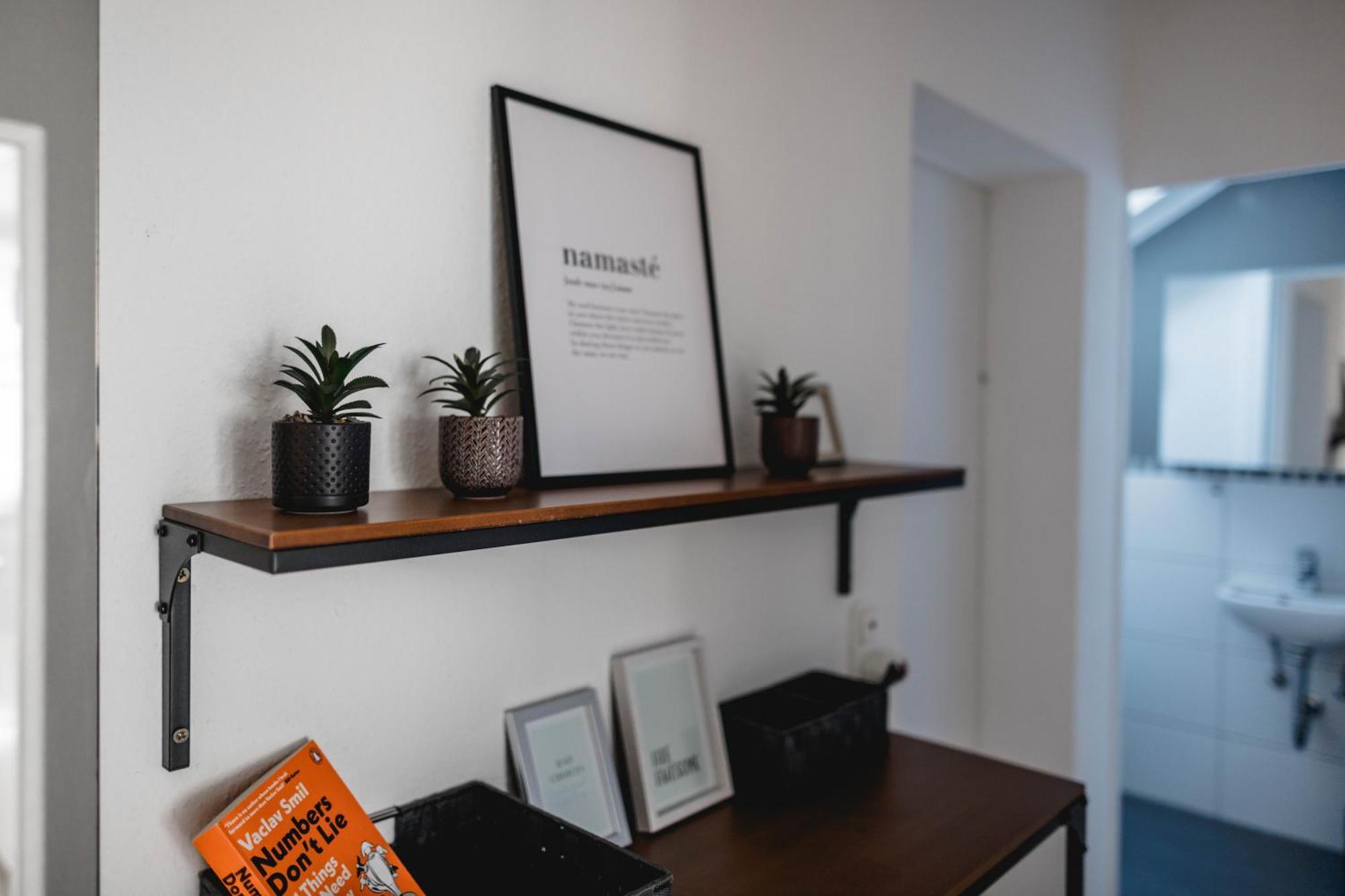 Me Homes - Grosse Moderne Designer-Wohnung Fuer Urlaub Und Business - Mit Kueche, Buero, Balkon Und 2 Parkplaetzen Bayreuth Eksteriør billede
